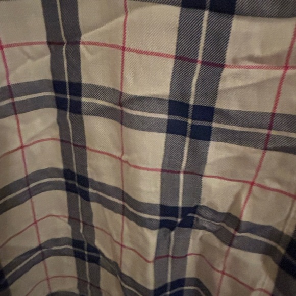 Title: Max Jeans Plaid Sleeveless Button-Up Top - Size 1X NWT - Picture 3 of 4